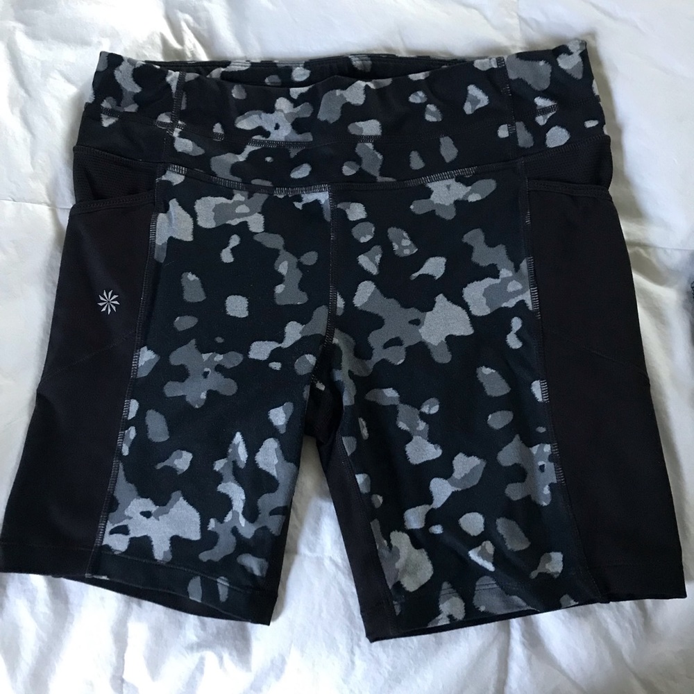 Women’s Athleta shorts